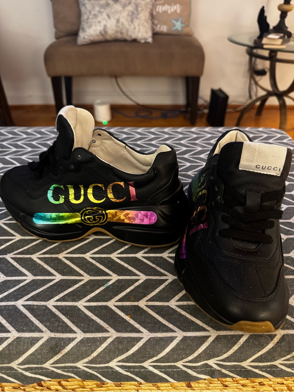 PreLOVEd Gucci Black Sneakers with Rainbow Logo - Size 34.5 REAL ✨MADE IN ITALY✨